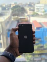 iPhone se (2nd gen) 2020 Black 64gb